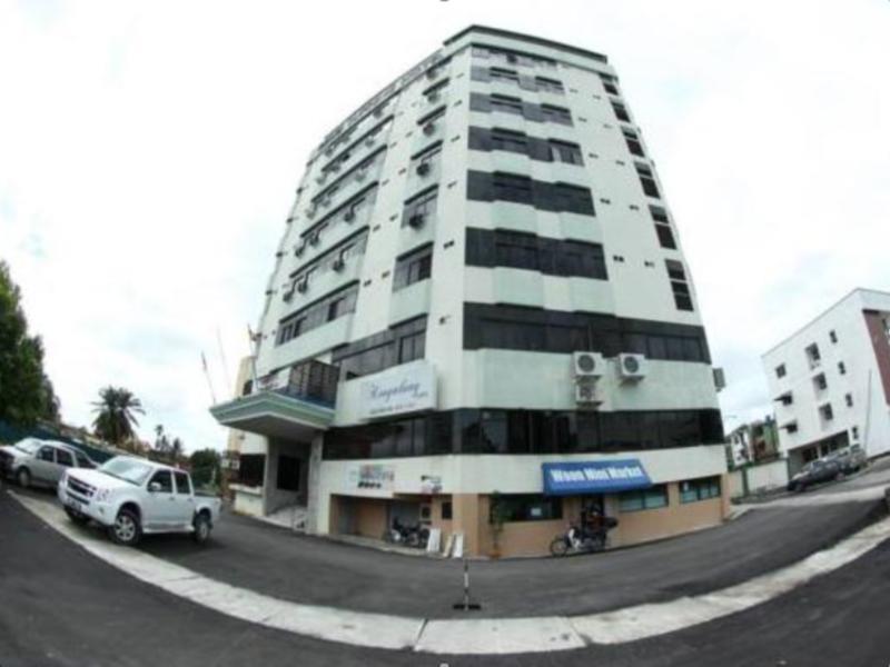 Grand Supreme Hotel Kuching Exterior photo